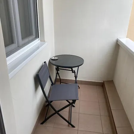 Modern City-Center Apartment Debrecen Esterno foto