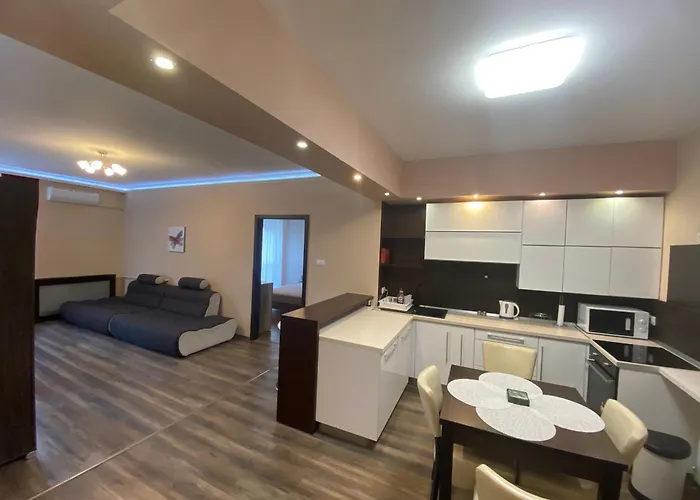 Modern City-Center Apartment