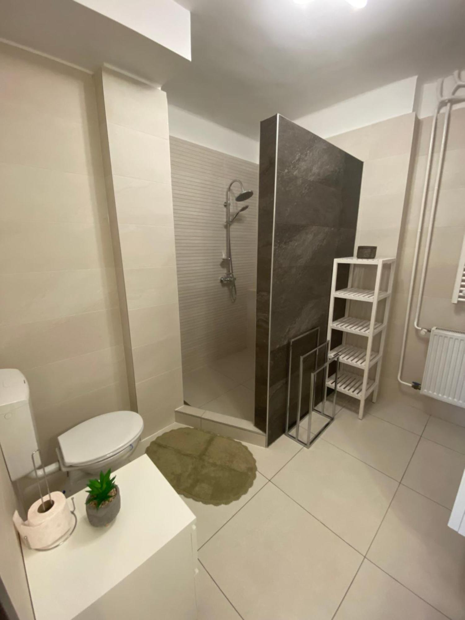Modern City-center Appartamento *
